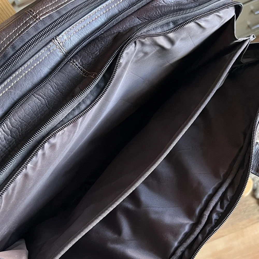 Kenneth Cole Reaction Dark Brown Leather Briefcase